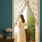 🌸 Tenda Corta per Porta con Ricamo Floreale e Nappe ✨🧵 - Filtrante Luce | Senza Forare | Poliestere Premium | 4 Colori | Divisorio & Decorazione | 50% DI SCONTO