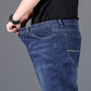 Jeans dritti elasticizzati e larghi alla moda