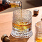 🥃Bicchiere da Whisky Girevole a 360° – Vetro Senza Piombo 300ml, Base Stabile, Motivi in Rilievo 3D – 7 Stili, Ideale per Whisky, Bourbon & Cocktail 💯✨