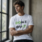 👕 T-Shirt da Uomo Traspirante con Stampa Culturale ✨🎨 - Misto Cotone | Collo Tondo | Cuciture Rinforzate | 4 Colori | Taglie XS-XL | 50% DI SCONTO