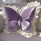 🦋 Cuscino Decorativo a Forma di Farfalla con Bordo in Pizzo ✨ | Morbido Velluto con Supporto Lombare 🛋️ | Per Divano, Letto e Ufficio | 45x45 cm - 4 Colori